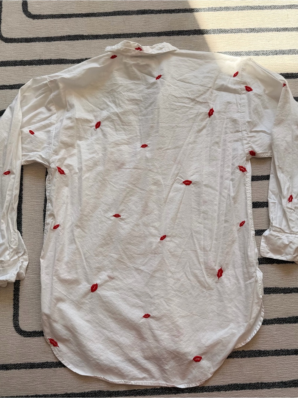 LOFT White Button-Down Shirt with Red Lip Print - Picture 6 of 6